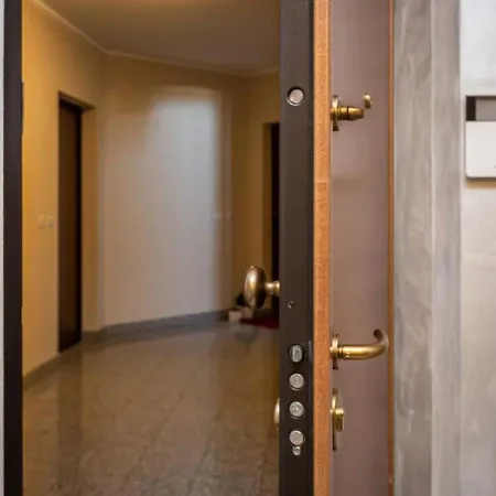 Comfy Cozy Apartment Close To Metro Turijn Buitenkant foto